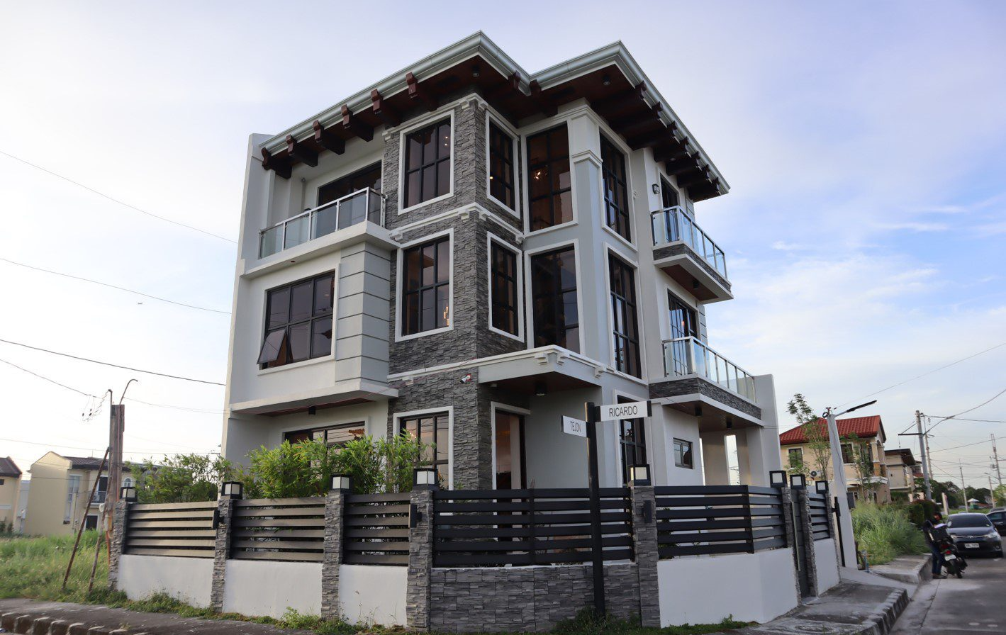 construction company metro manila philippines